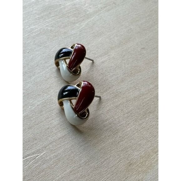 Vintage Red Black & White Enamel Knot Clip-On Earrings Gold-Tone Finish - Picture 13 of 15